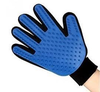 Gloves for combing dog and cat hair